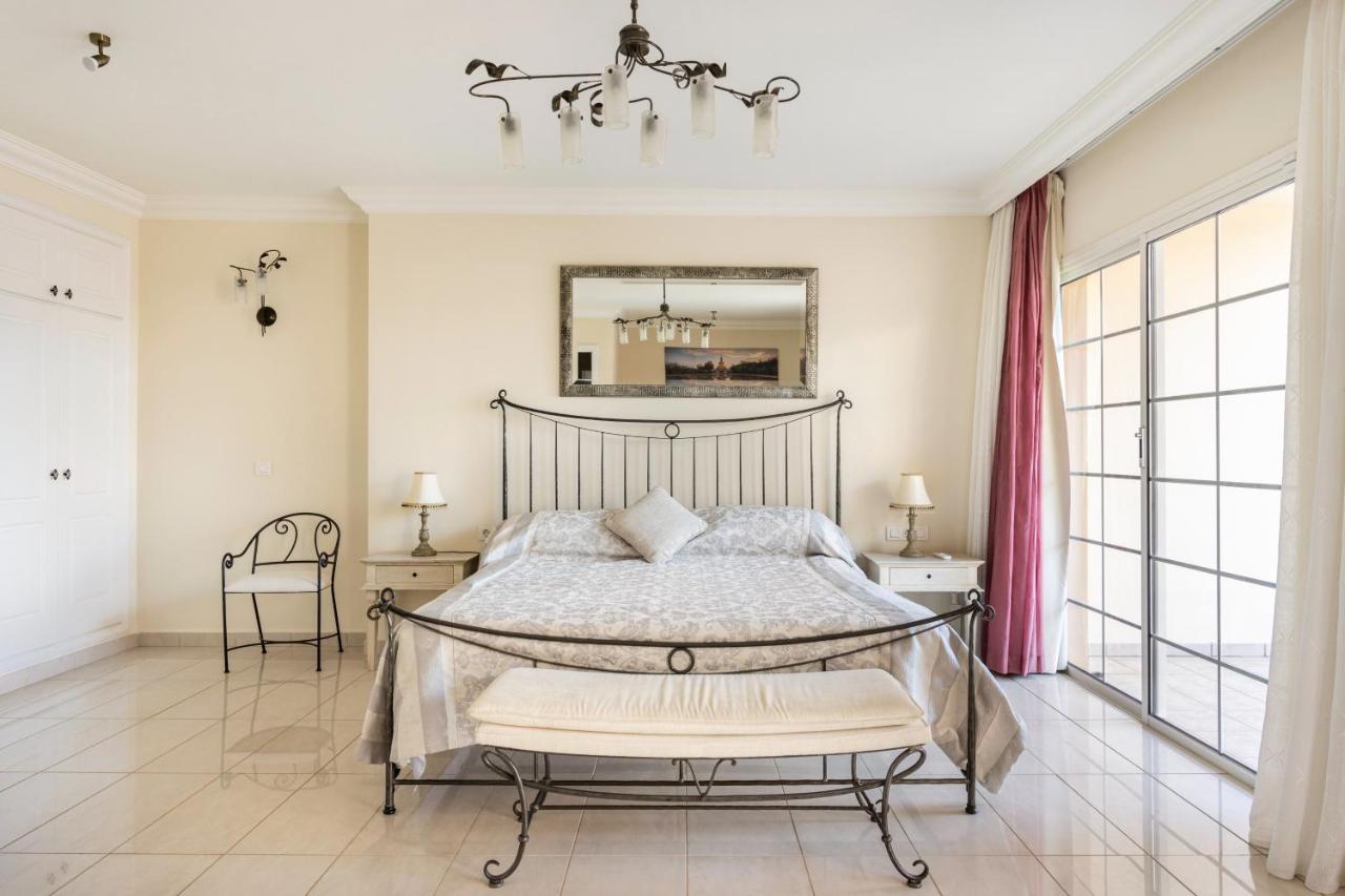 Terrazas Del Duque Sunset Apartment Адехе Екстериор снимка