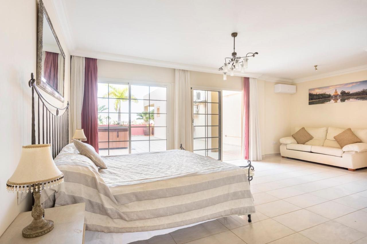 Terrazas Del Duque Sunset Apartment Адехе Екстериор снимка